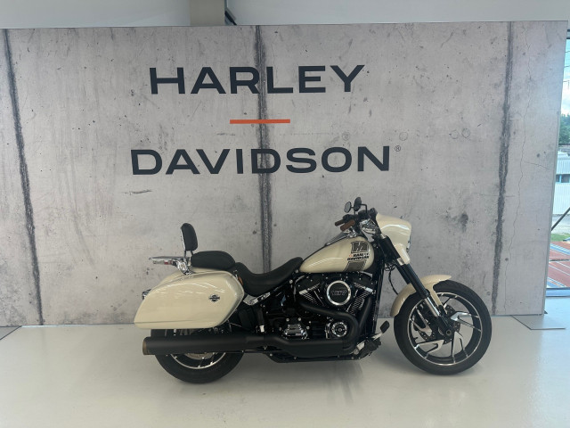 HARLEY-DAVIDSON FLSB 1745 Softail Sport Glide 107 Custom Occasion