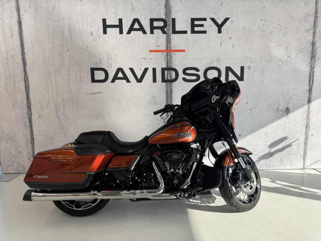 HARLEY-DAVIDSON FLHXSE 1977 CVO Street Glide 121 Touring Occasion