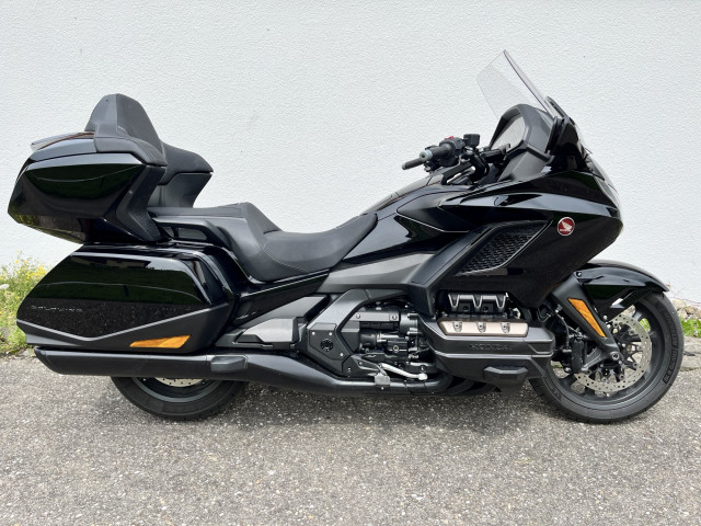 HONDA GL 1800 Gold Wing Tour Touring Occasion