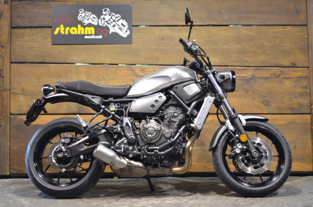 YAMAHA XSR 700 Retro Usato