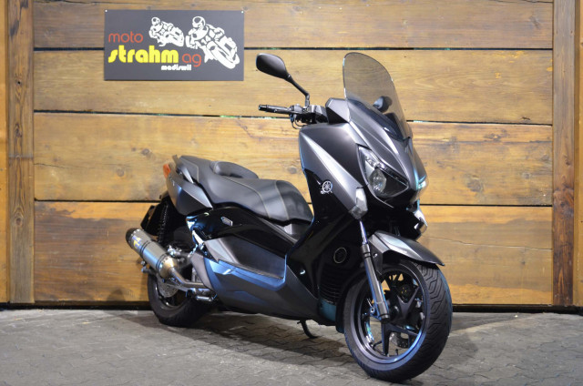 YAMAHA X-Max 250 Scooter Usato