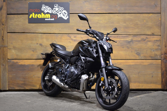 YAMAHA MT-07 2023 Naked Moto nuova