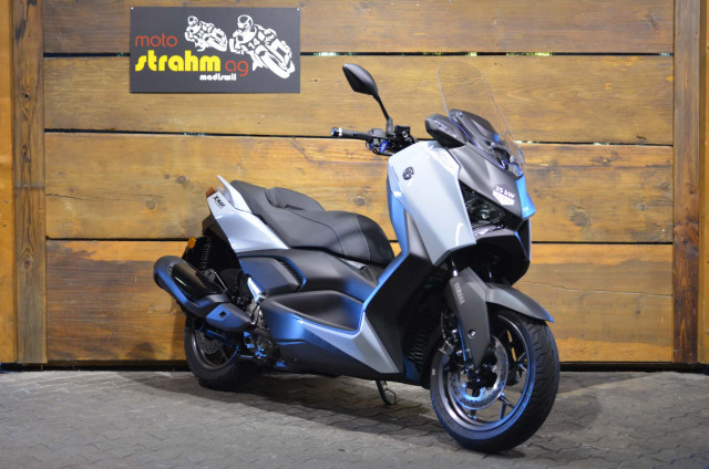 YAMAHA X-Max 300 Tech Max Roller Vorführfahrzeug