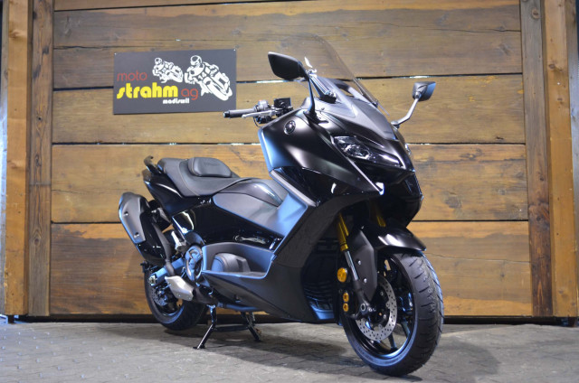 YAMAHA TMax 560 Tech Max Roller Neufahrzeug YAMAHA TMax 560 Tech Max Roller Neufahrzeug