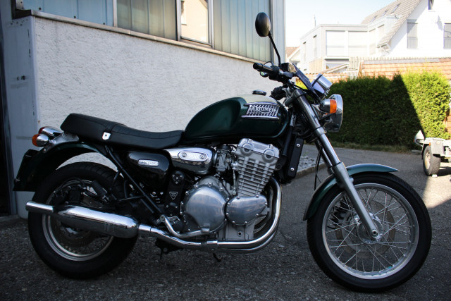 TRIUMPH Thunderbird 900 Touring Usato