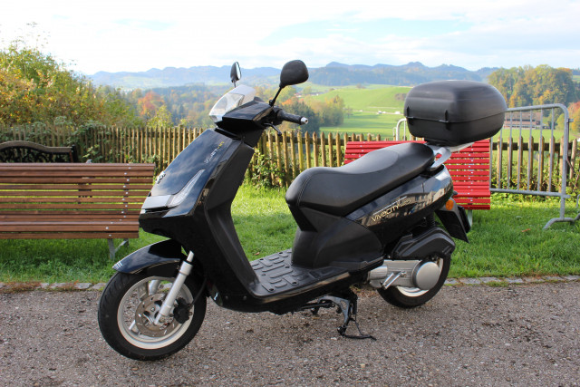 PEUGEOT Vivacity 125 Scooter Usato