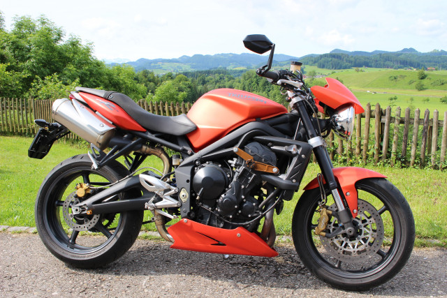 TRIUMPH Street Triple 675 R Naked Used