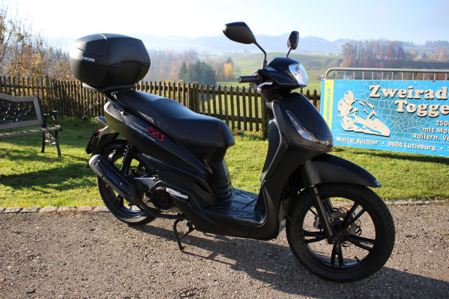 PEUGEOT Tweet 125 Roller Occasion