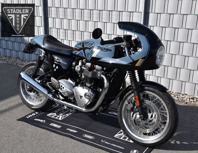 TRIUMPH Thruxton 1200 Retro Tageseinlösung