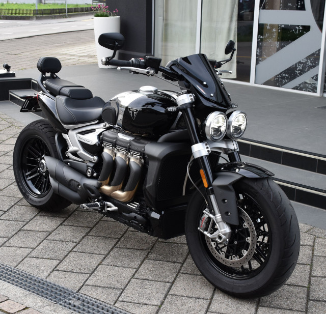 TRIUMPH Rocket 3 R Chrome Edition Custom Modello dimostrativo