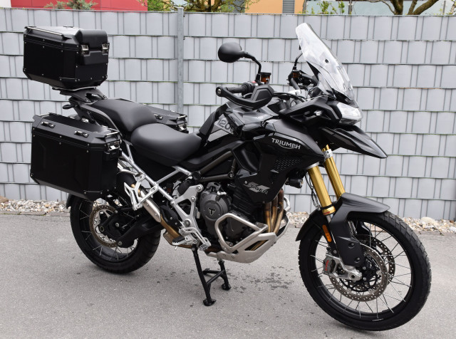 TRIUMPH Tiger 1200 Rally Pro Enduro Demo vehicle