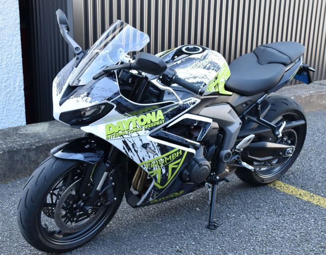 TRIUMPH Daytona 660 Sport Modello dimostrativo