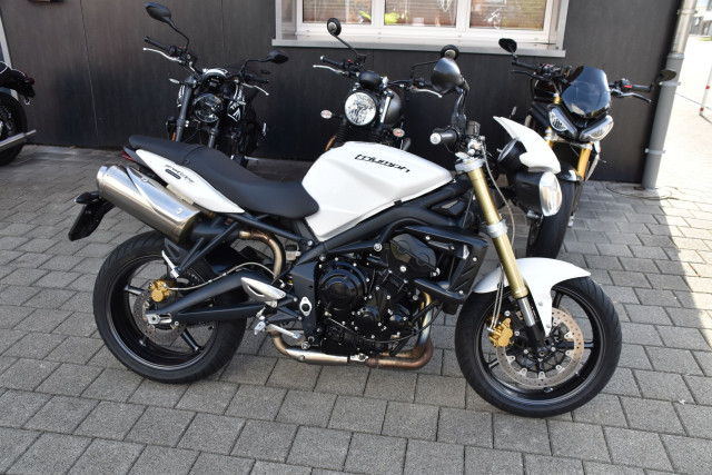 TRIUMPH Street Triple 675 Naked Occasion TRIUMPH Street Triple 675 Naked Occasion