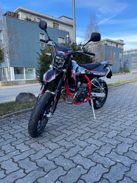 SWM SM 125 R Supermoto Neufahrzeug