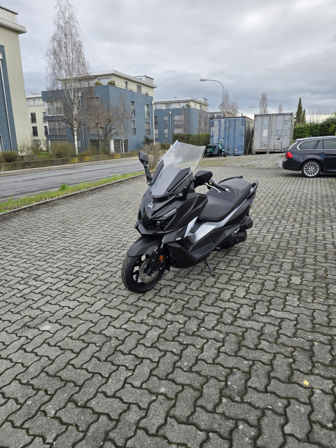 SYM Cruisym 300 Roller Neufahrzeug