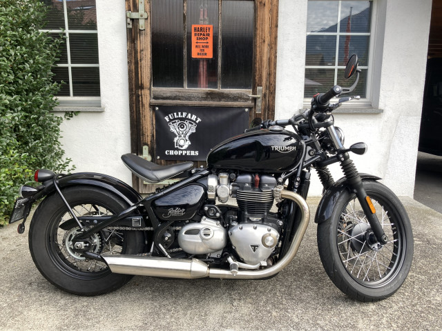 TRIUMPH Bonneville Bobber 1200 Retro Usato
