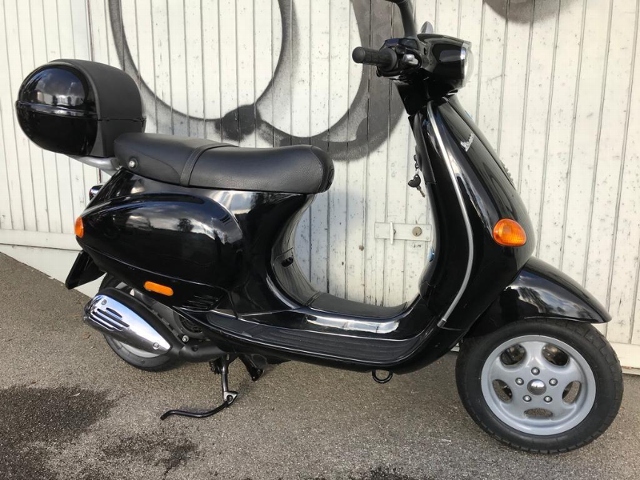 PIAGGIO Vespa 125 ET4 Scooter Occasion