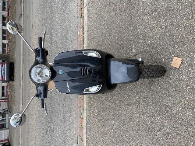 PIAGGIO Vespa LX2 50 Roller Occasion