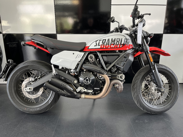 DUCATI Scrambler 803 Motard Retro Vorführfahrzeug