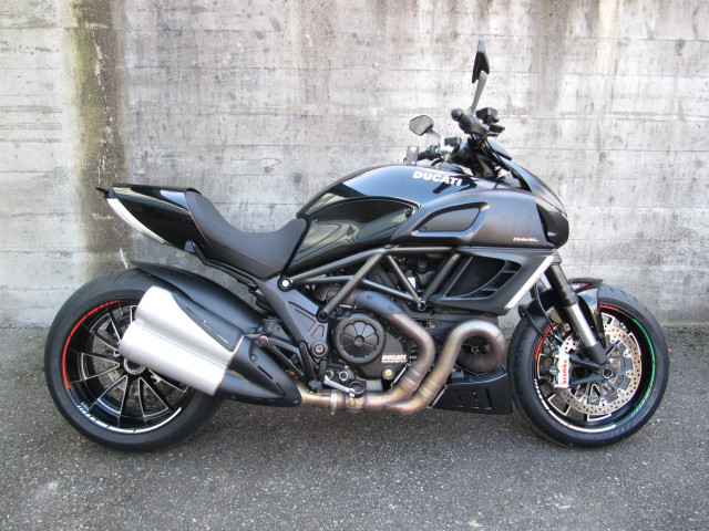 DUCATI Diavel 1200 Naked Occasion