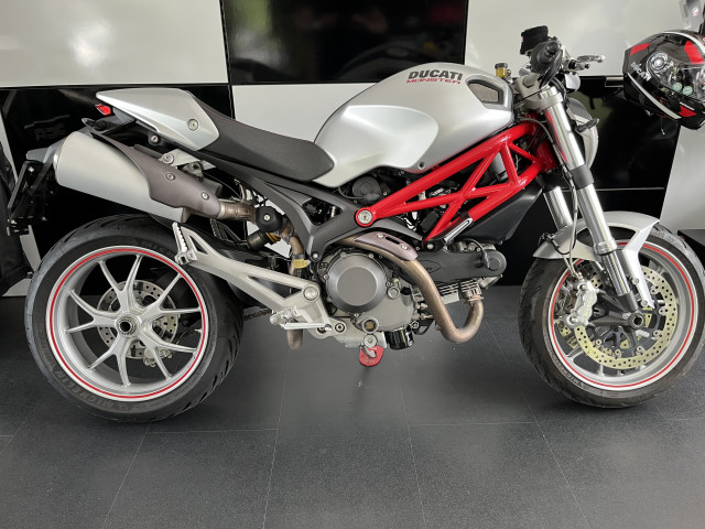 DUCATI 1100 Monster Naked Occasion