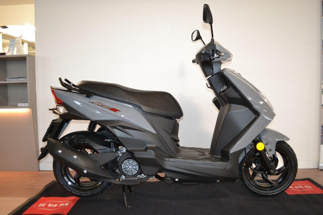 SYM Orbit III 125 Scooter Moto neuve