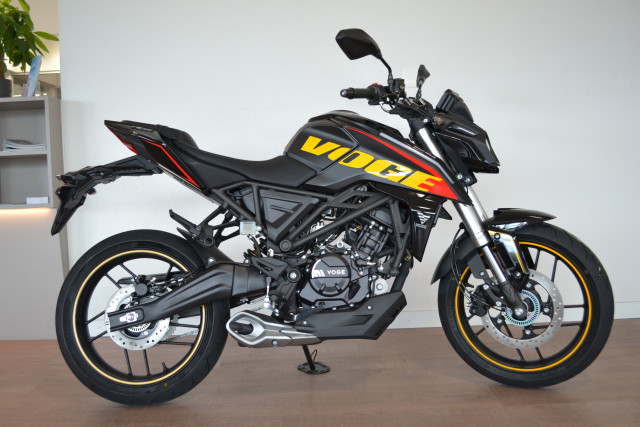 VOGE 125 R Naked Neufahrzeug