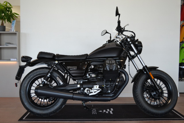 MOTO GUZZI V9 Bobber Retro New vehicle