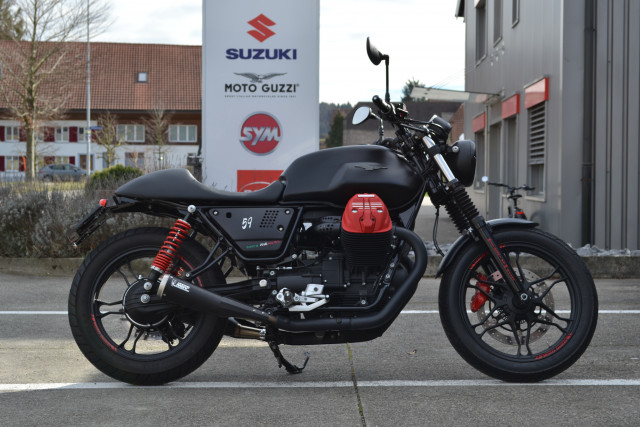 MOTO GUZZI V7 III Stone Retro Occasion