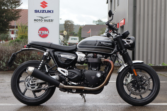 TRIUMPH Speed Twin 1200 Retro Usato