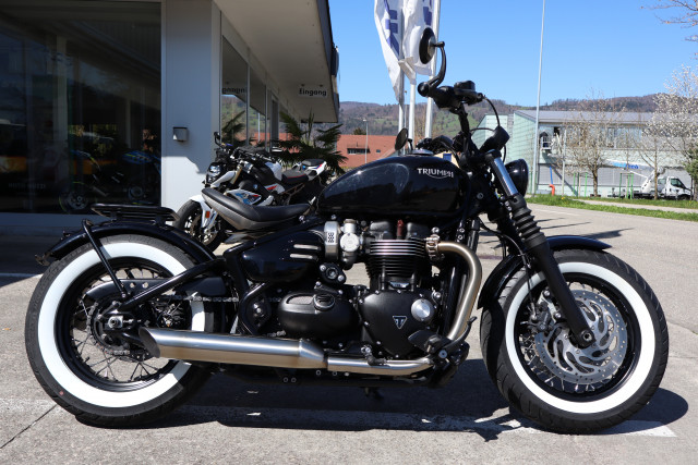 TRIUMPH Bonneville Bobber 1200 Retro Used