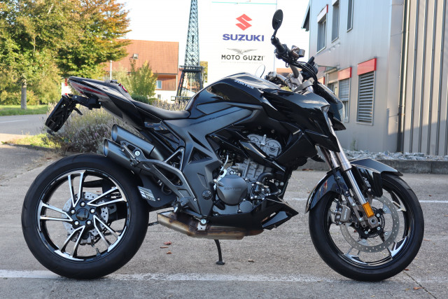 ZONTES 310 R Naked Occasion