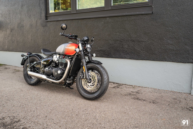 TRIUMPH Bonneville Bobber 1200 Retro Neufahrzeug