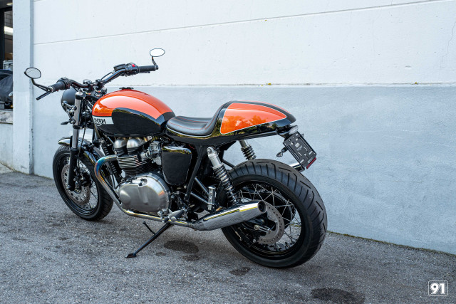 TRIUMPH Thruxton 900 Retro Usato