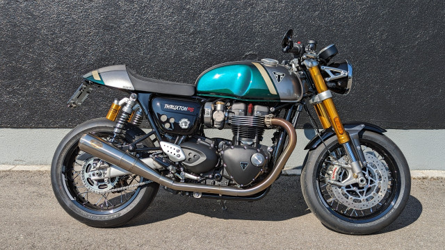 TRIUMPH Thruxton 1200 RS Retro Neufahrzeug