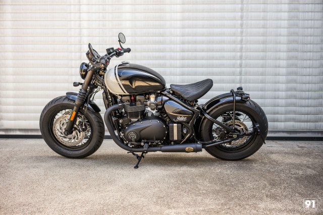 TRIUMPH Bonneville Bobber 1200 Retro Moto nuova