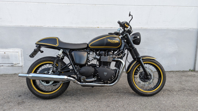 TRIUMPH Bonneville 900 Retro Usato