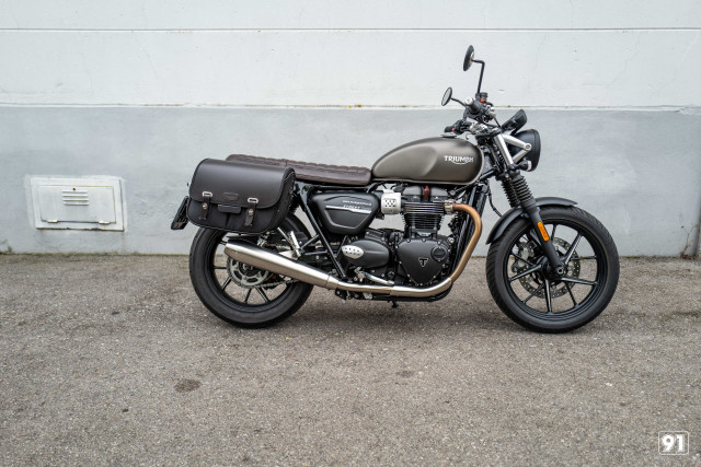 TRIUMPH Street Twin 900 Retro Occasion