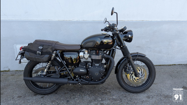 TRIUMPH Bonneville T120 Black Retro Usato