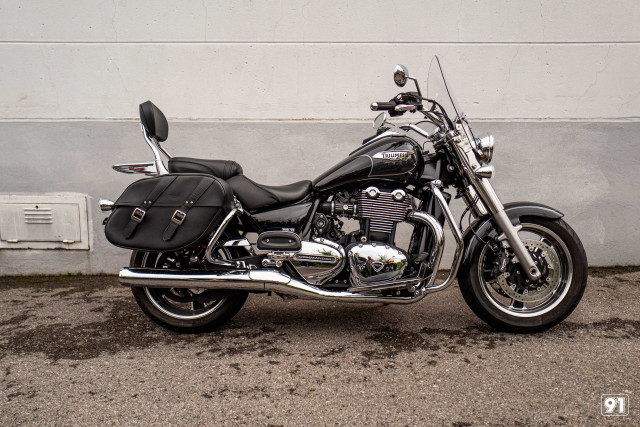 TRIUMPH Thunderbird 1700 Commander Custom Occasion