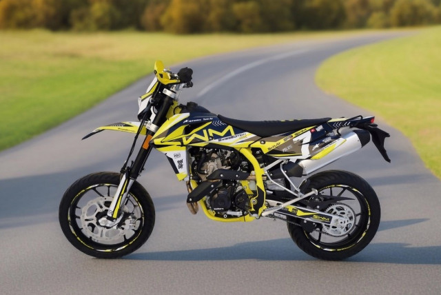 SWM SM 125 R Supermoto Neufahrzeug