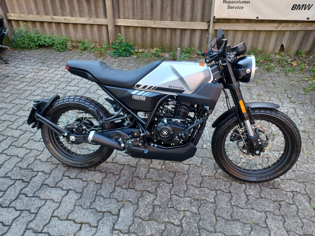 BRIXTON Crossfire 125 Retro Modèle démo