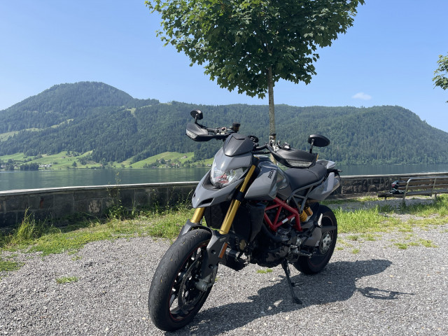 DUCATI Hypermotard 950 SP Supermoto Occasion