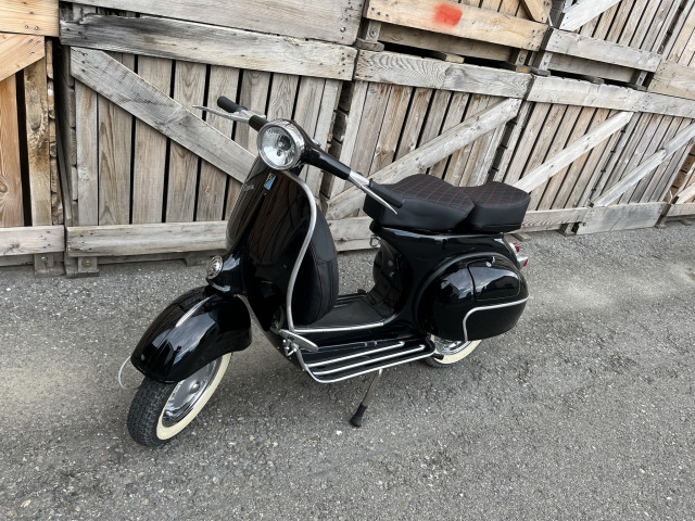 PIAGGIO Vespa VBB 150 Roller Occasion