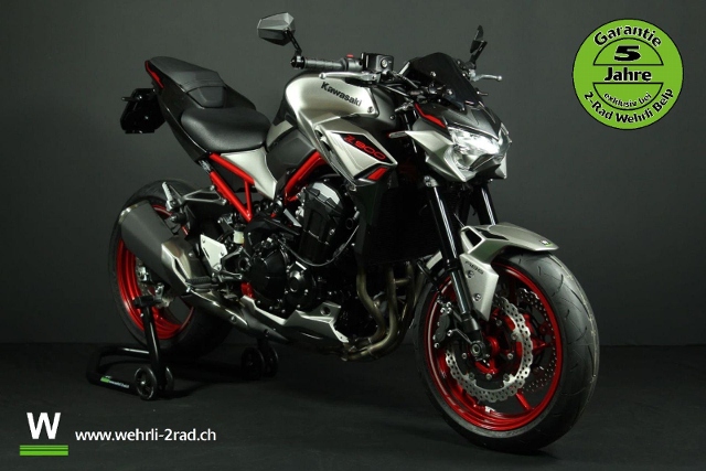 KAWASAKI Z 900 Naked New vehicle