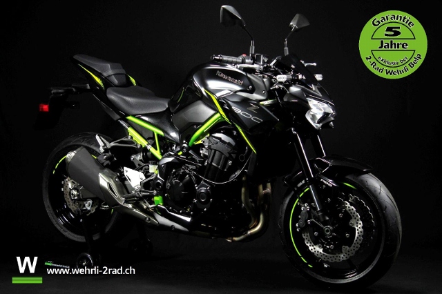 KAWASAKI Z 900 Naked Moto nuova