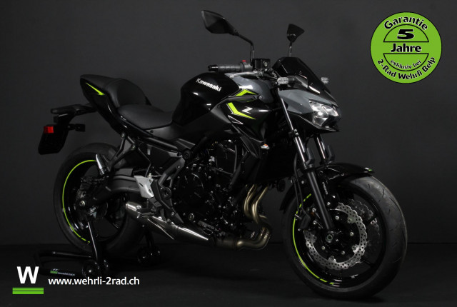KAWASAKI Z 650 Naked Moto nuova