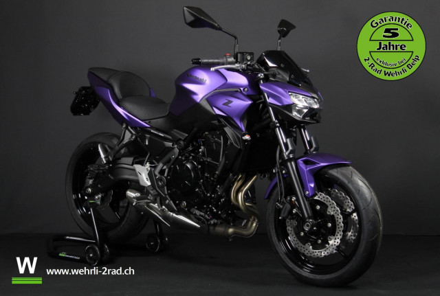 KAWASAKI Z 650 Naked Moto nuova