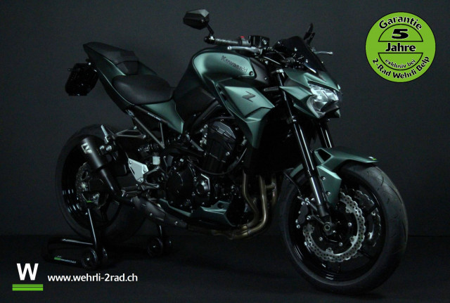 KAWASAKI Z 900 Naked Moto nuova