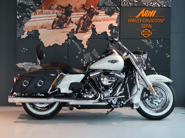 HARLEY-DAVIDSON FLHRC 1690 Road King Classic Touring Occasion